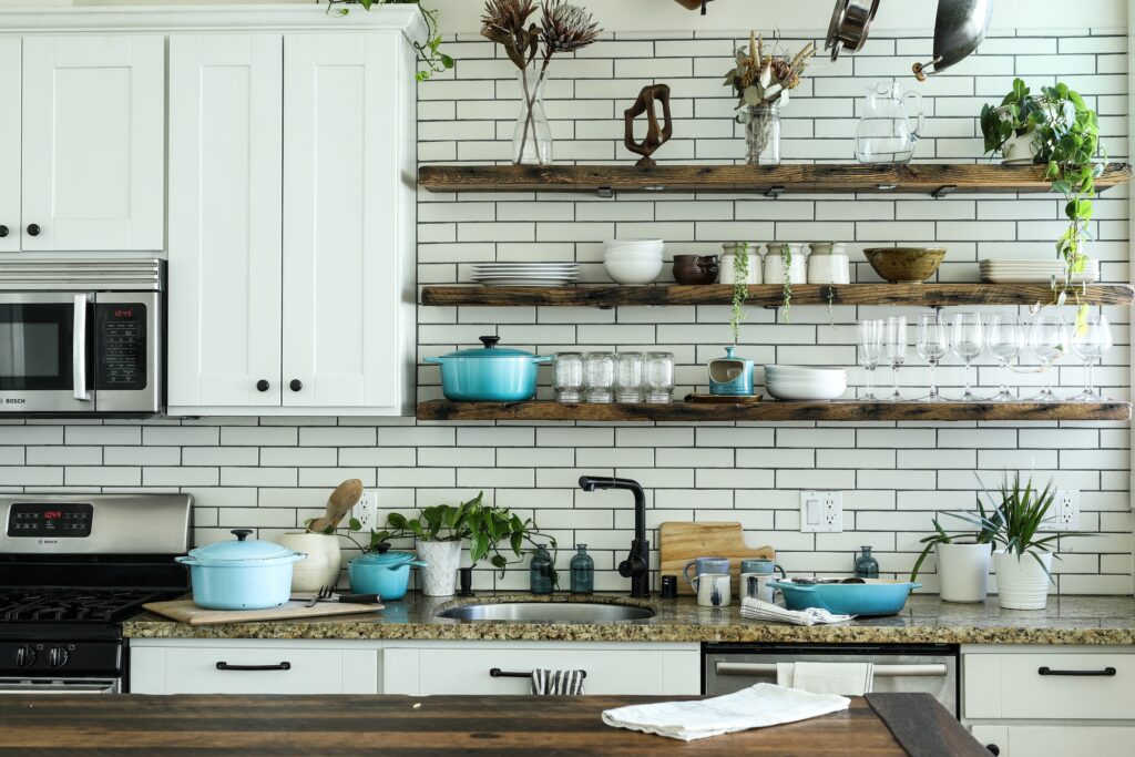 What To Put On Open Kitchen Shelves