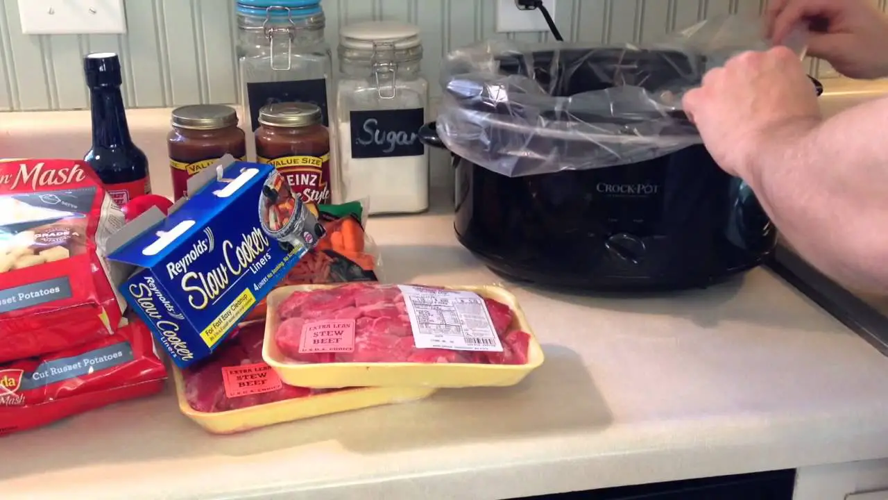 Can You Use a Crockpot Liner as an Oven Bag?