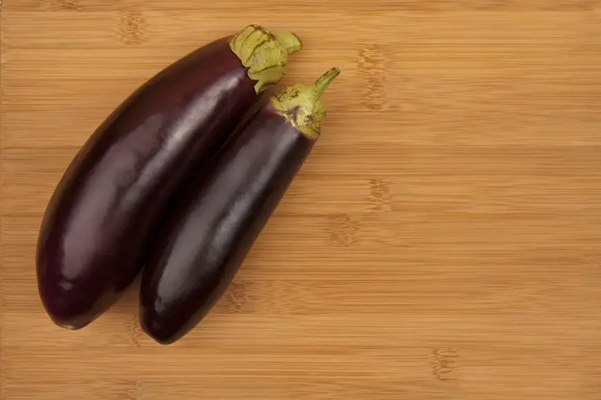 Can you eat eggplant skin?