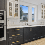 How to Choose Kitchen Cabinet Hardware to Match Decor