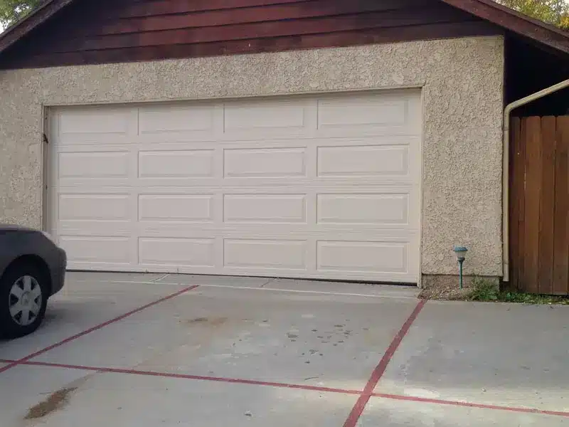 How to Cool a Garage Without Windows