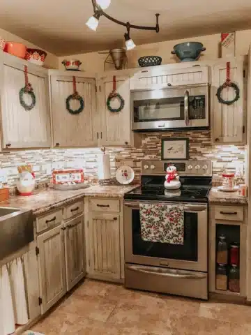 How to Hang wreaths on Kitchen Cabinets