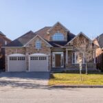 Garage Door and Front Door Color Combination