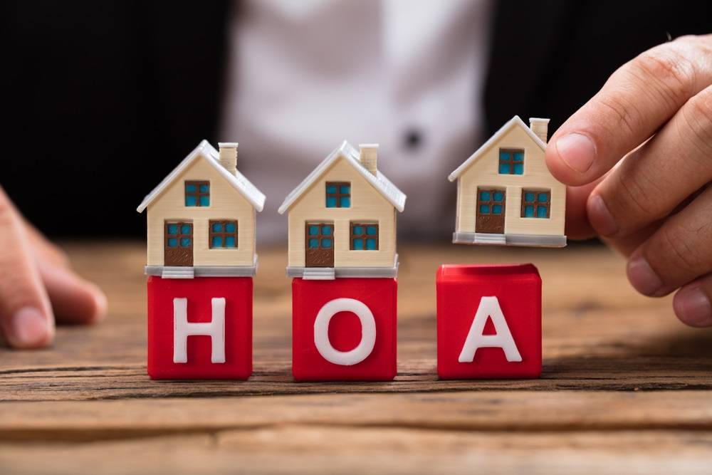 Can You Refuse to Join a Homeowners Association?