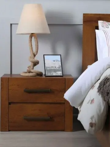 How to Balance a Bedroom With Only One Night Stand