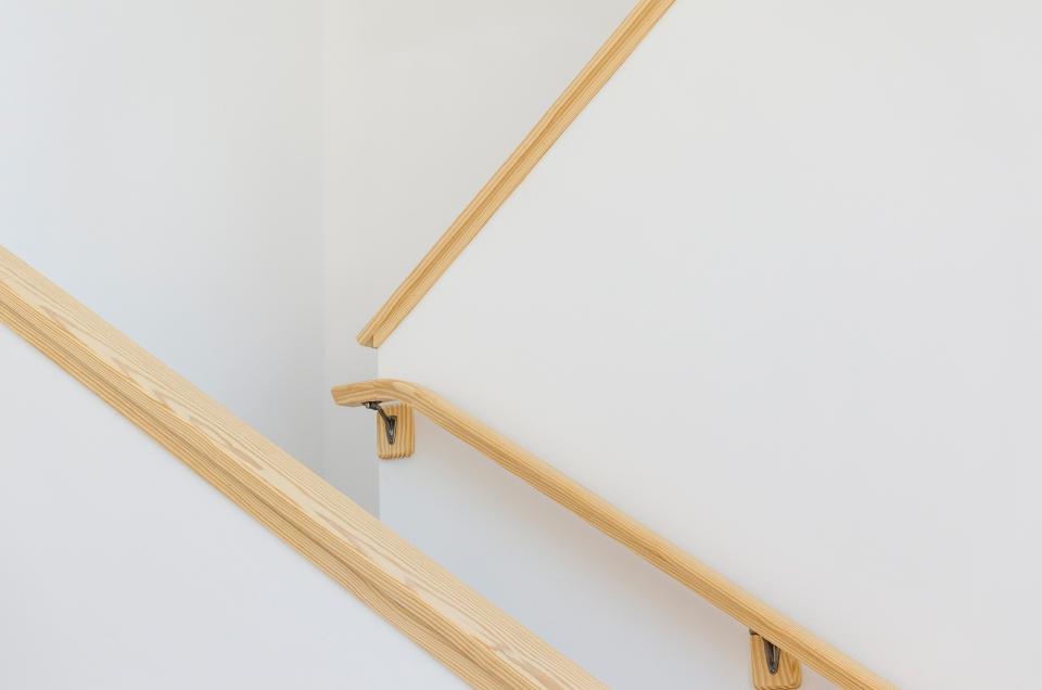 Where Should a Handrail Start and Stop?