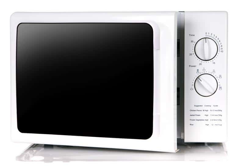 Can You Put A Wet Towel In The Microwave?