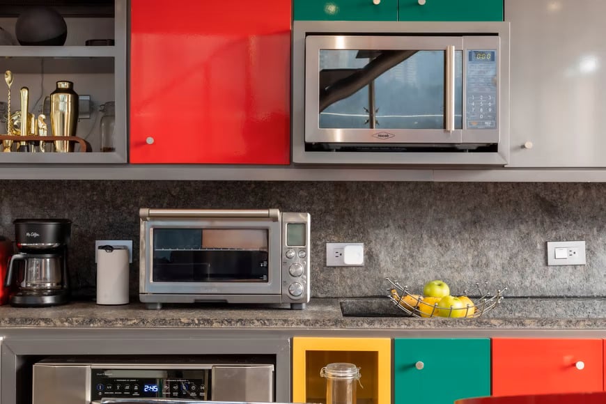 How to Vent a Microwave on An Interior Wall