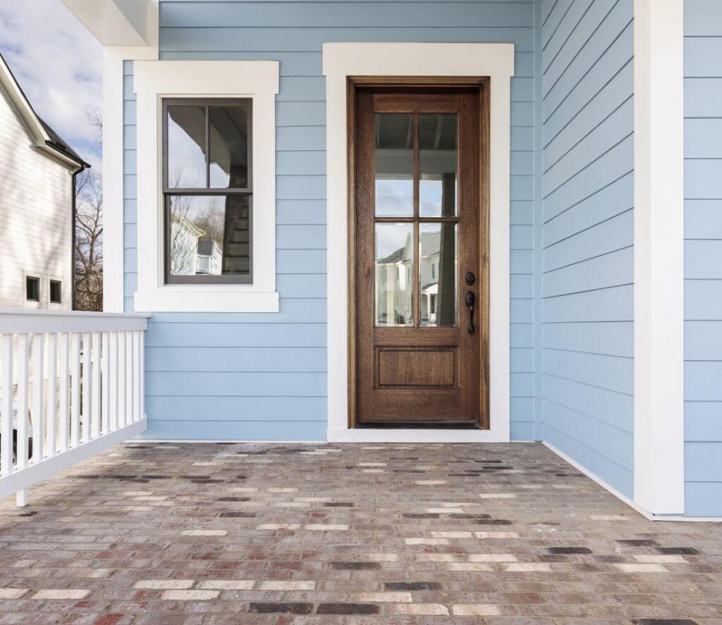 Can You Paint Vinyl Siding On a House?